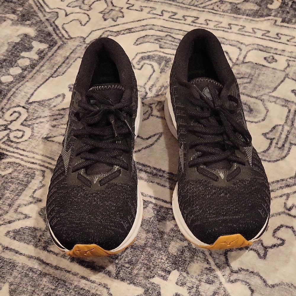Womens Mizuno Athletic Shoes